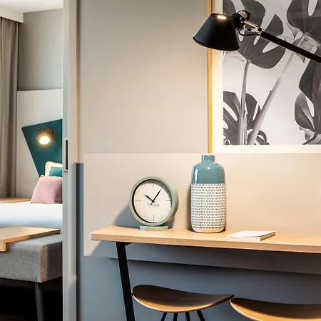 Adagio Nation Hotel apartamentowy 4*