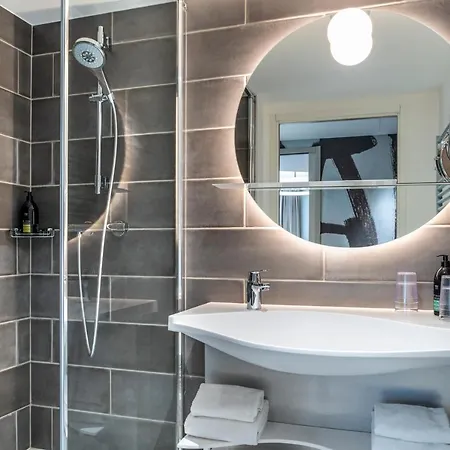Adagio Nation Hotel apartamentowy 4*