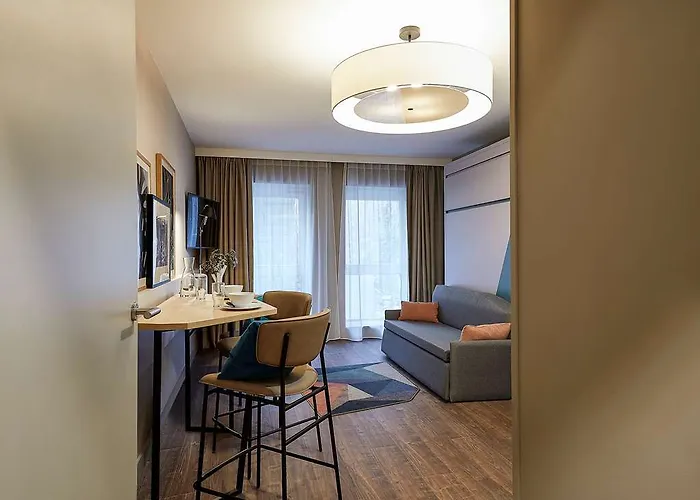 アパートホテル Adagio Nation