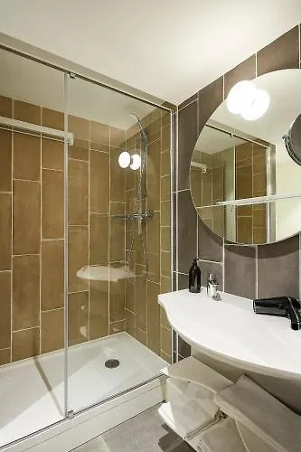 Adagio Nation 4* パリ